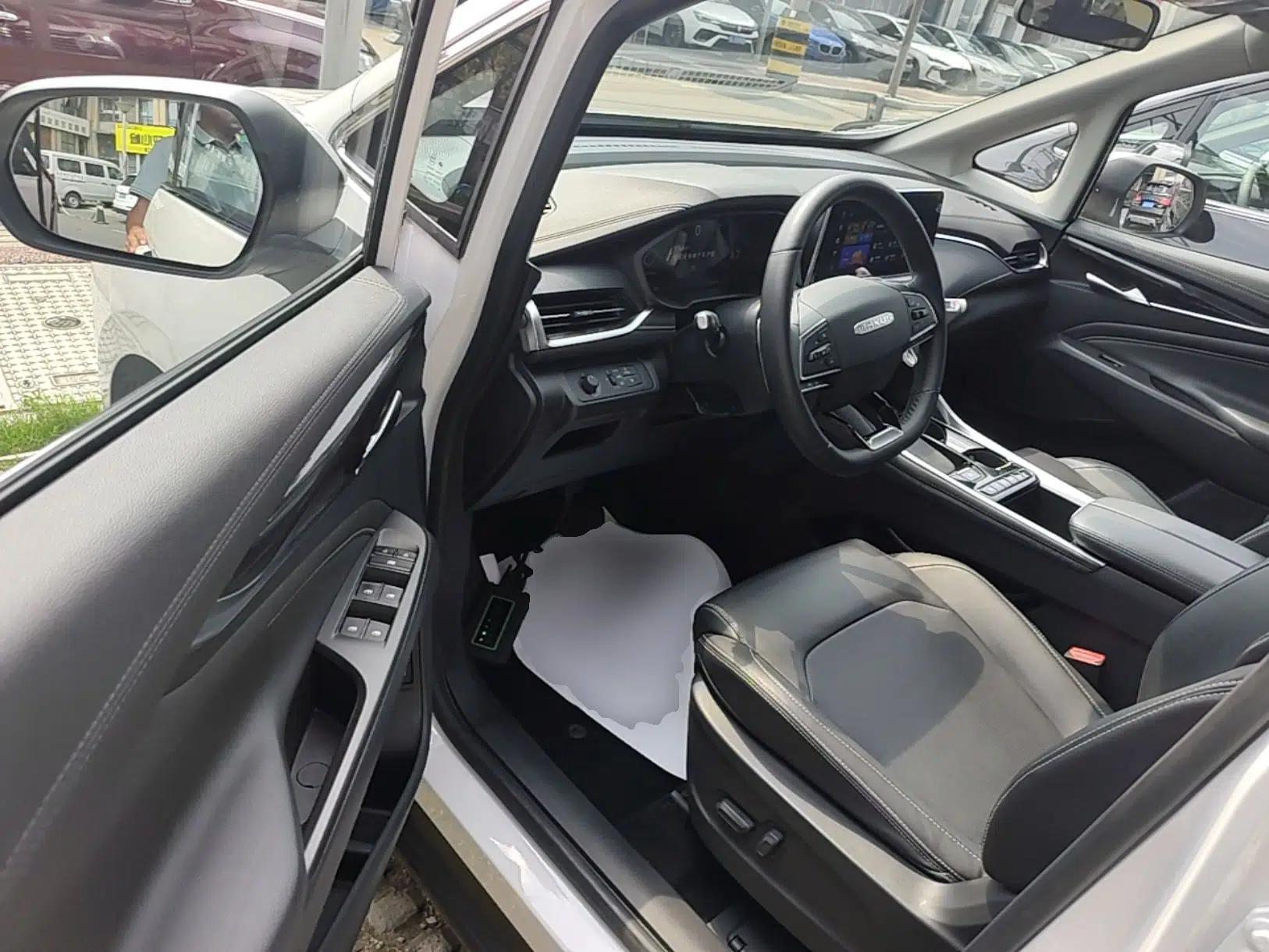 SAIC MAXUS G50 2023 PLUS 1.5T Happiness-Recommended Automatic Escort Edition — миниатюра 23