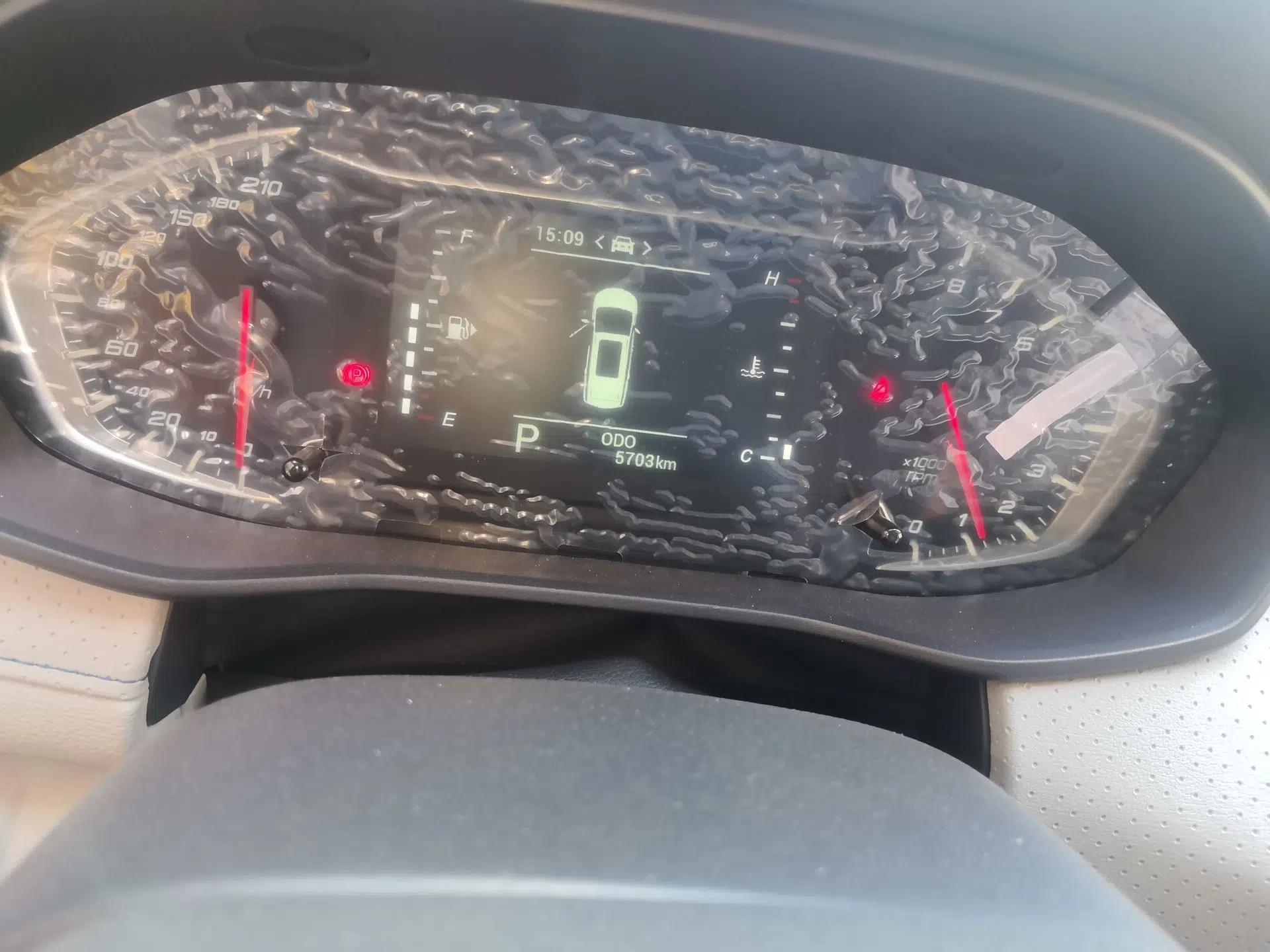 SAIC MAXUS G50 2023 PLUS 1.5T Automatic Custom Entry-Level Model — миниатюра 12