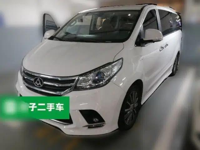 SAIC MAXUS G10 2018 PLUS 2.0T Automatic Black Gold Luxury Edition