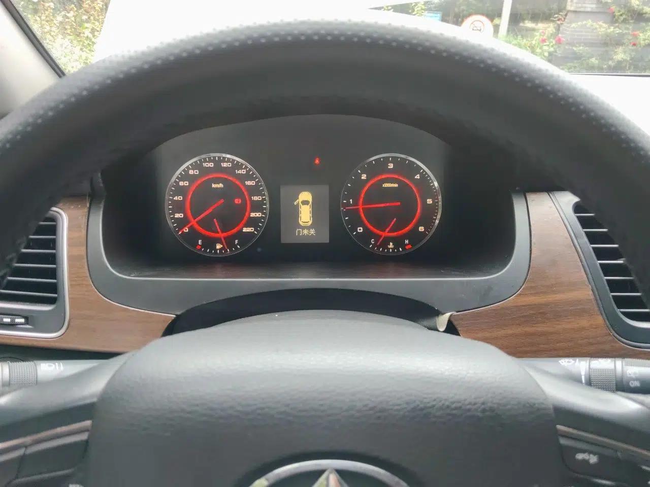 SAIC MAXUS G10 2018 PLUS 1.9T Automatic Elite Edition Diesel — миниатюра 11