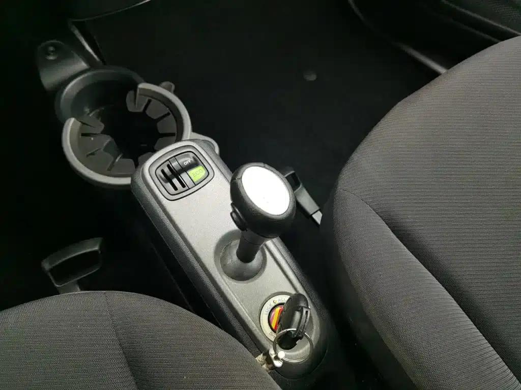 2012 Smart Fortwo 1.0 MHD Hardtop Standard Edition — миниатюра 13