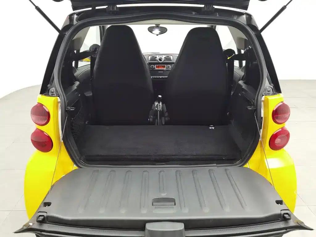 2012 Smart Fortwo 1.0 MHD Hardtop Standard Edition — миниатюра 16