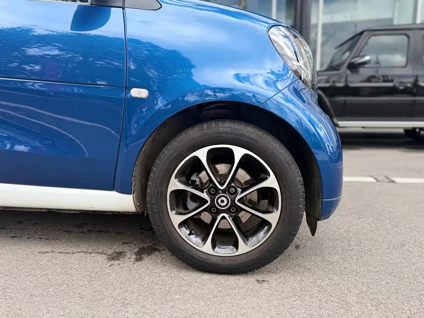 2015 Smart Fortwo 1.0L 52kW Hardtop Passion Edition — миниатюра 5