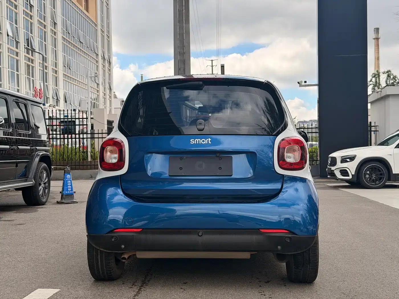 2015 Smart Fortwo 1.0L 52kW Hardtop Passion Edition — миниатюра 8