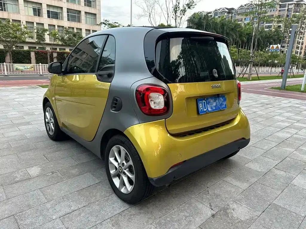 2015 Smart Fortwo 1.0L 52kW Hardtop Dynamic Edition — миниатюра 7