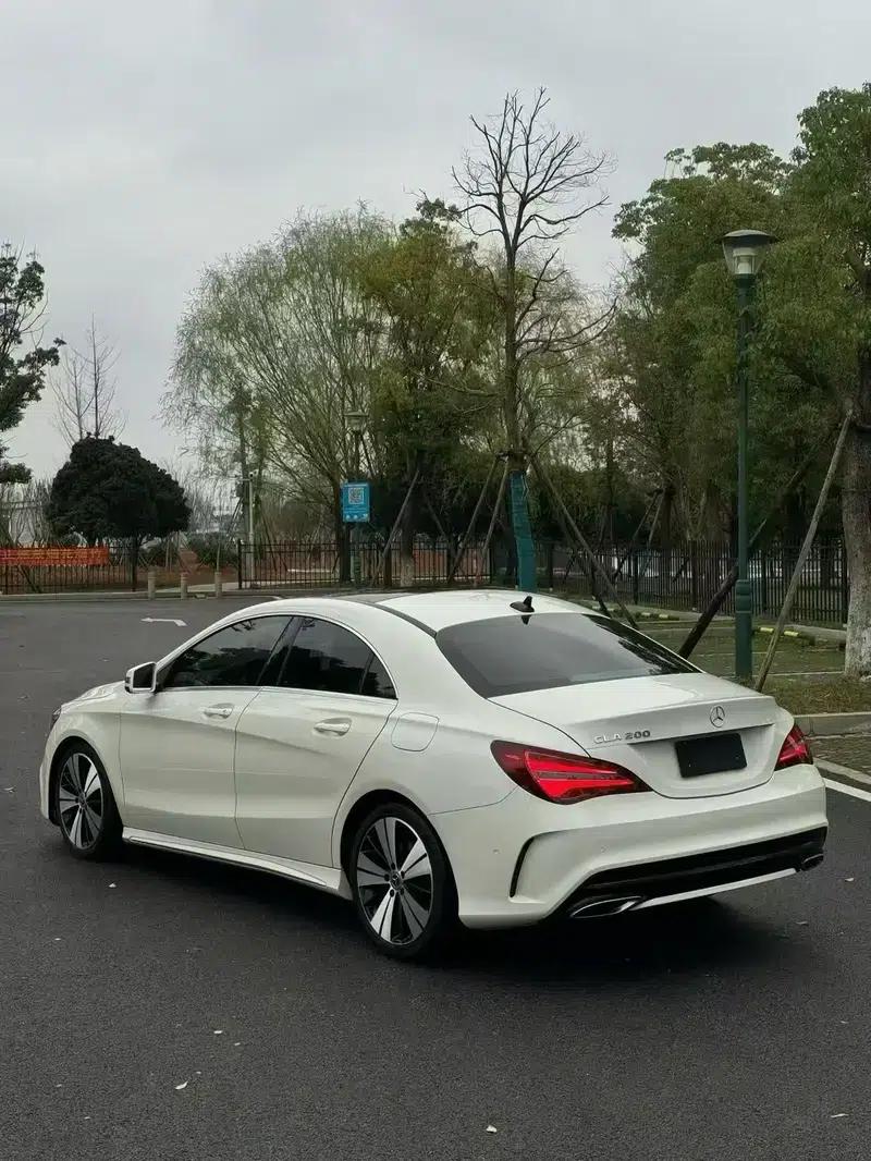 Mercedes-Benz CLA (Imported) 2018 CLA 200 Fashion Edition — миниатюра 5