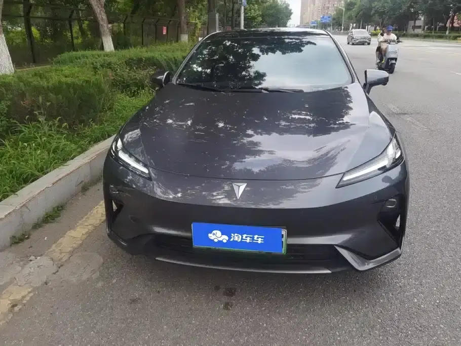 Deep Blue L07 2025 530Ultra Deep Blue Intelligent Driving AD PRO Pure Electric Edition — миниатюра 2