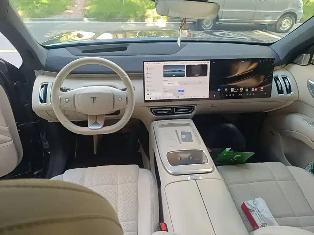 Deep Blue S09 2025 Model, 4WD Ultra+ Premium Edition — миниатюра 10
