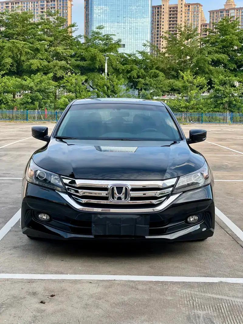 2014 Honda Accord 2.0L LX Comfort Edition — миниатюра 2