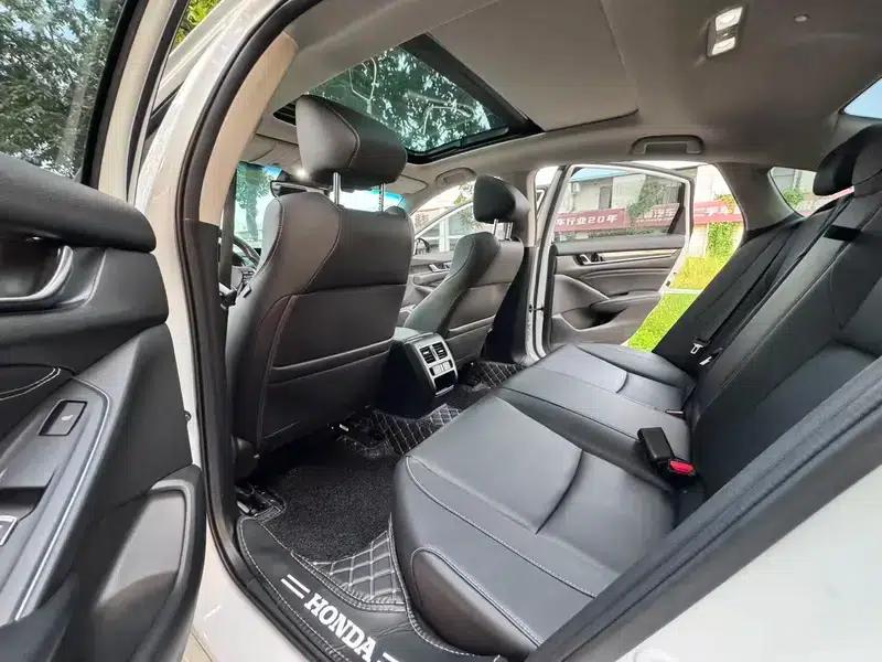 2022 Honda Accord Hybrid 2.0L Phantom Night Edition — миниатюра 10