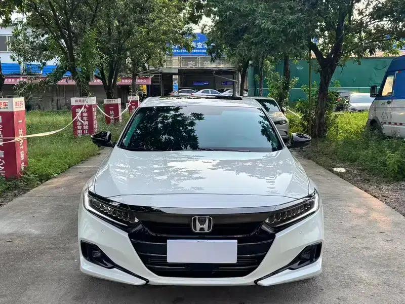 Accord 2022 260TURBO Phantom Night Premium Edition — миниатюра 2