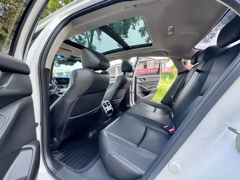 Accord 2022 260TURBO Phantom Night Premium Edition — миниатюра 10