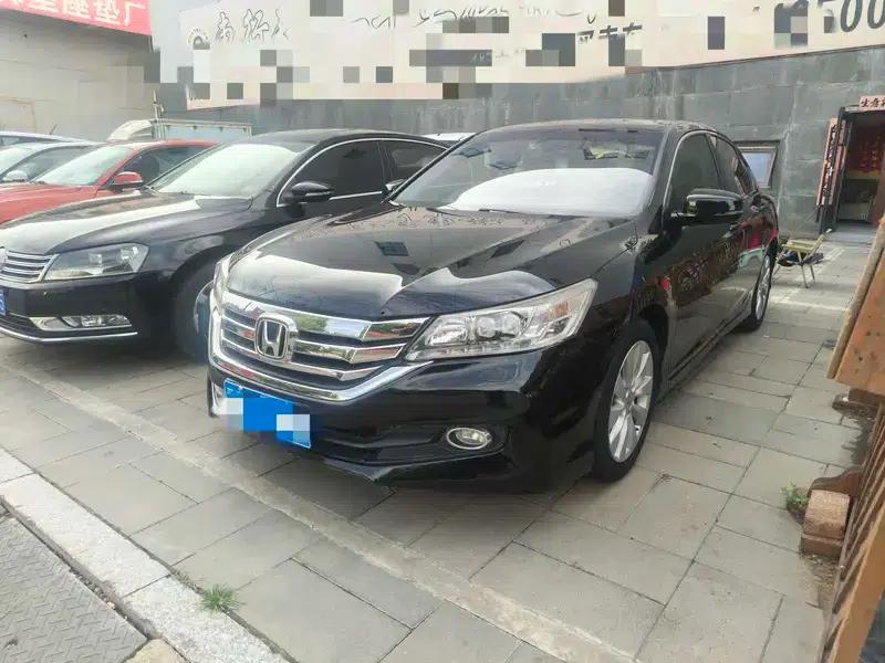 2014 Honda Accord 2.4L EXN Luxury Navigation Edition — миниатюра 1