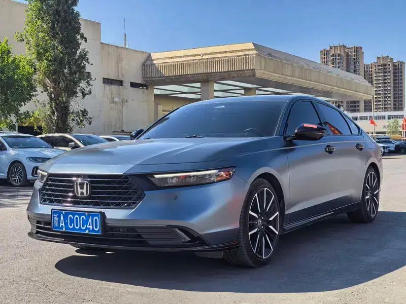 2023 Honda Accord 260TURBO Flagship Edition — миниатюра 1
