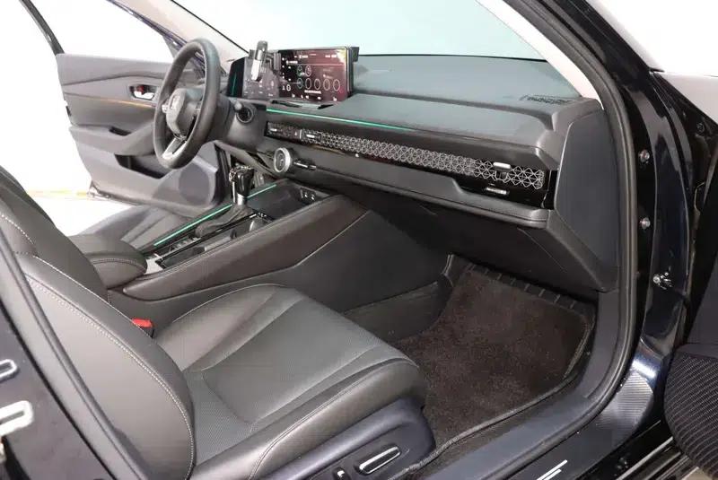 2025 Honda Accord 260TURBO Premium Edition — миниатюра 11