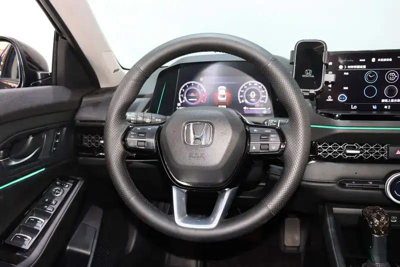 2025 Honda Accord 260TURBO Premium Edition — миниатюра 14
