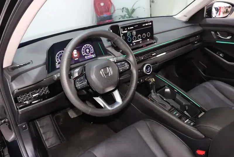 2025 Honda Accord 260TURBO Premium Edition — миниатюра 16