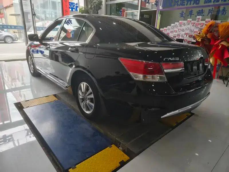 Accord 2011 2.0L EX Navi — миниатюра 4