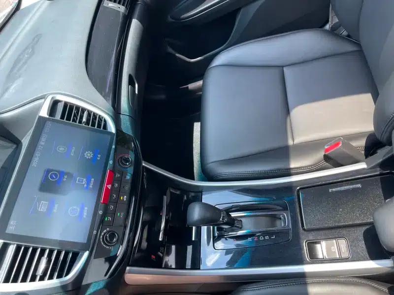 2016 Honda Accord 2.0L Comfort Edition — миниатюра 18