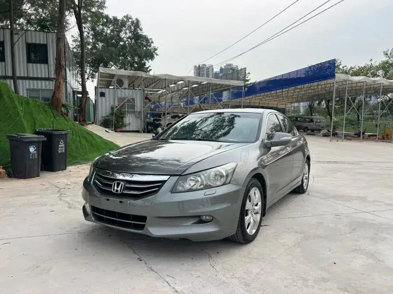 2011 Honda Accord 2.4L EXL Navi — миниатюра 1