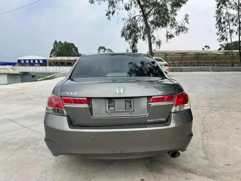 2011 Honda Accord 2.4L EXL Navi — миниатюра 6