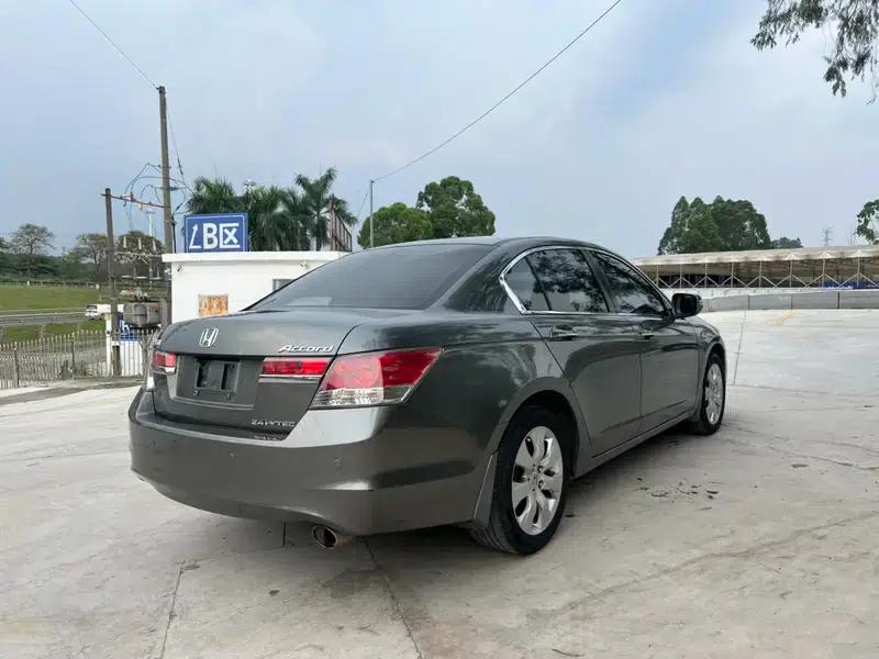 2011 Honda Accord 2.4L EXL Navi — миниатюра 7