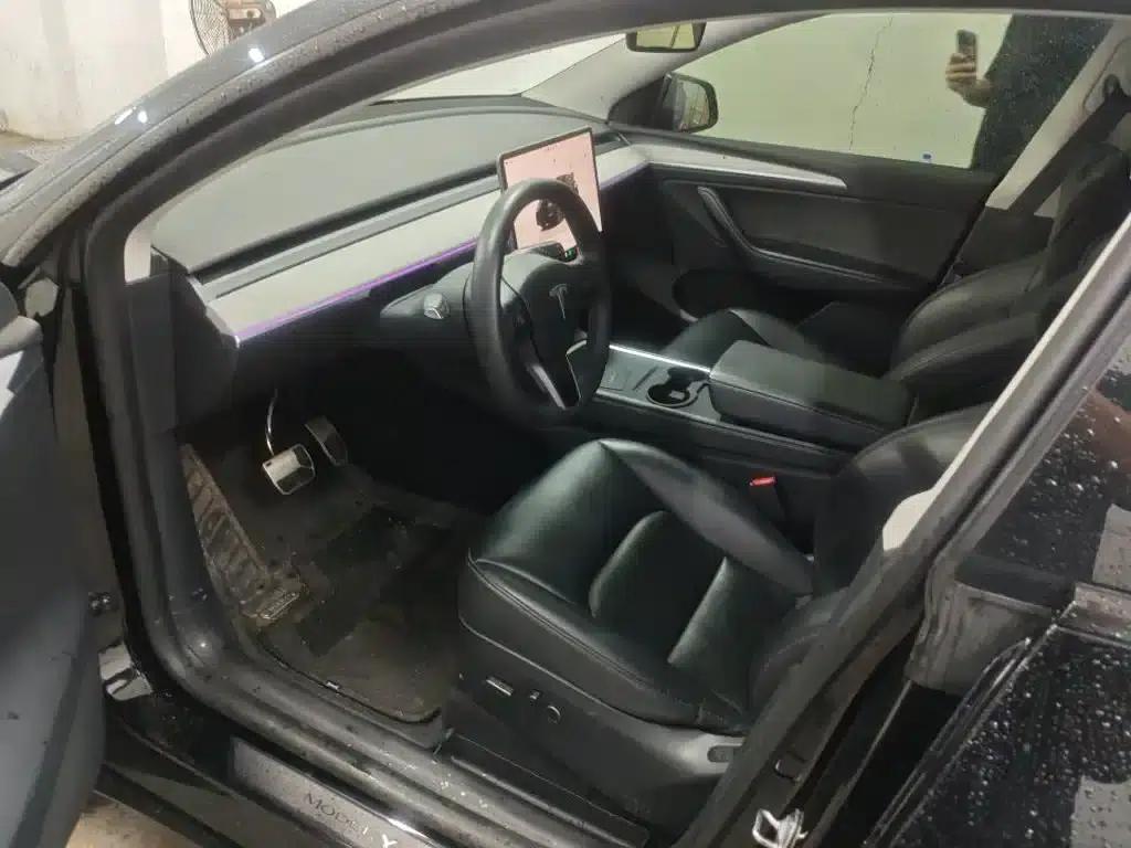 Model Y 2023 Rear-Wheel Drive — миниатюра 6