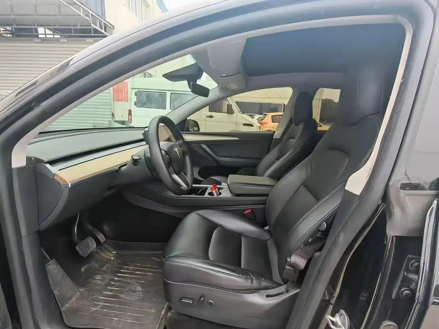Model Y 2021 Standard Range Rear-Wheel Drive — миниатюра 6