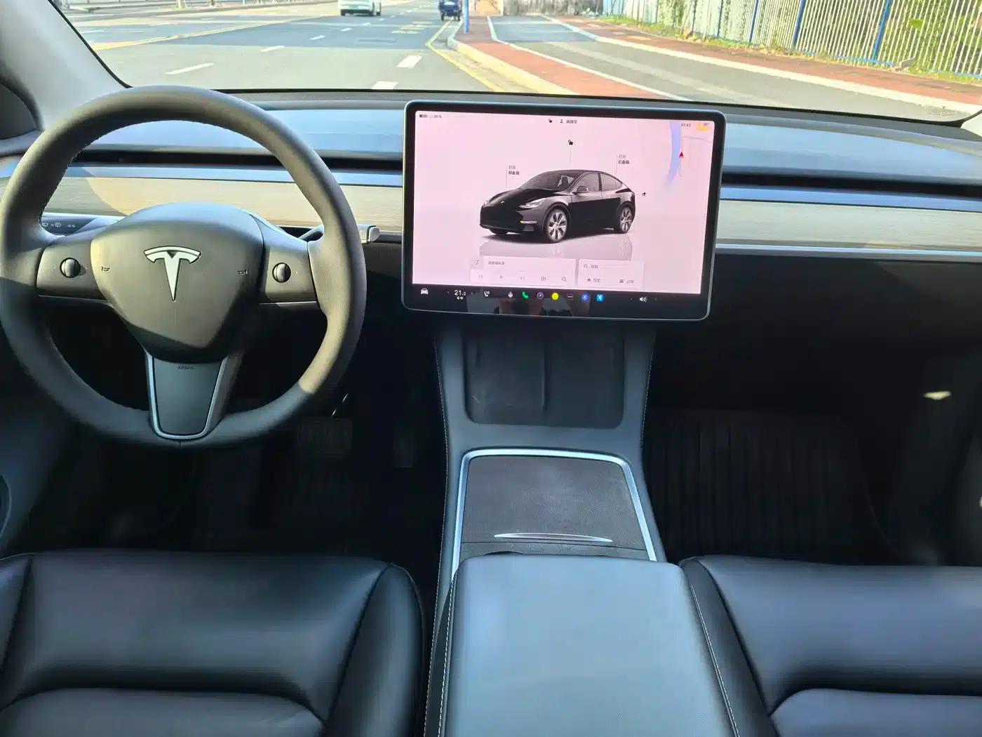 Model Y 2022 Facelift Rear-Wheel Drive Version — миниатюра 7