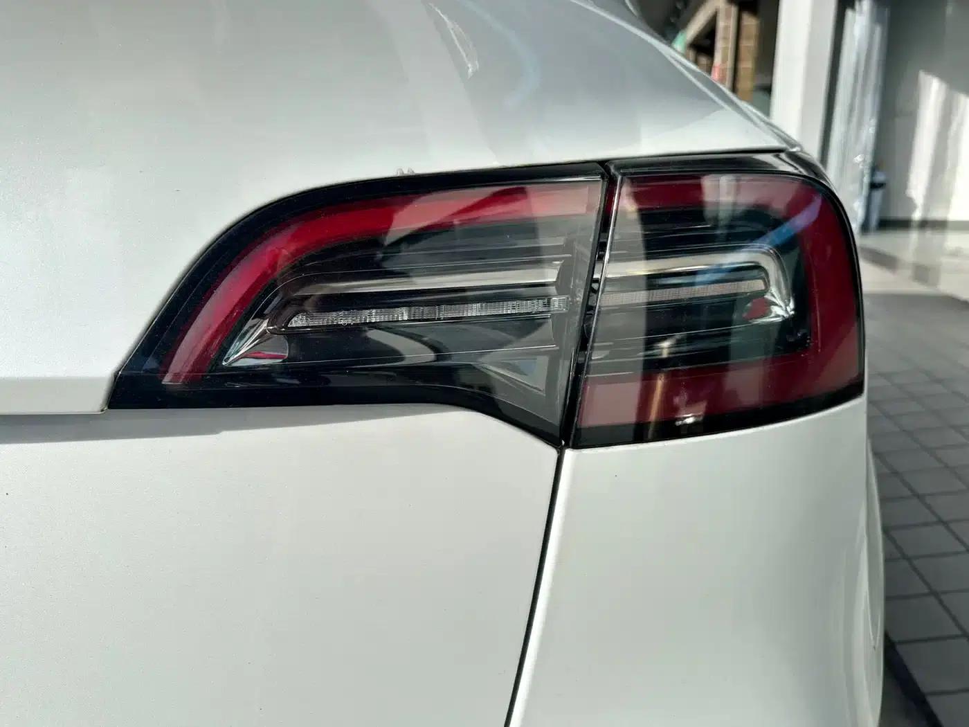 Model Y 2022 Facelift Rear-Wheel Drive Version — миниатюра 17