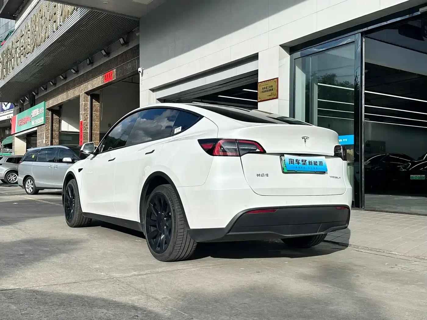 Model Y 2022 Facelift Rear-Wheel Drive Version — миниатюра 3