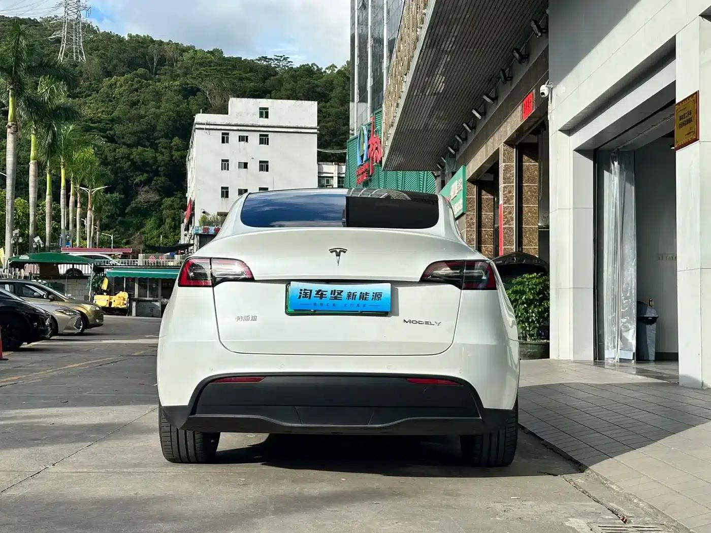 Model Y 2022 Facelift Rear-Wheel Drive Version — миниатюра 5