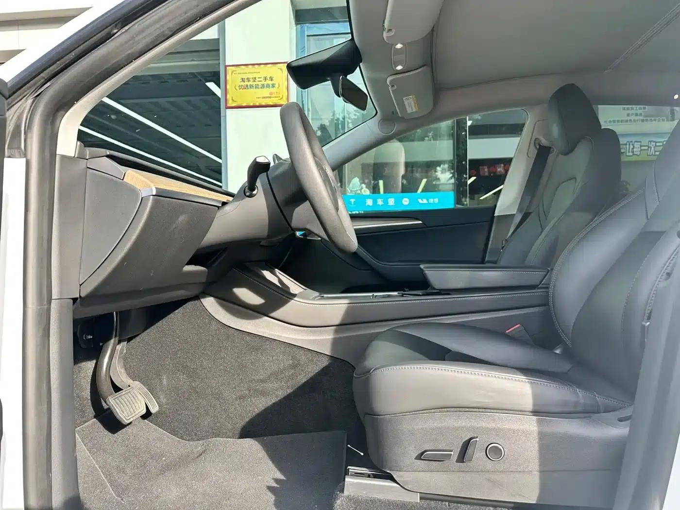 Model Y 2022 Facelift Rear-Wheel Drive Version — миниатюра 6