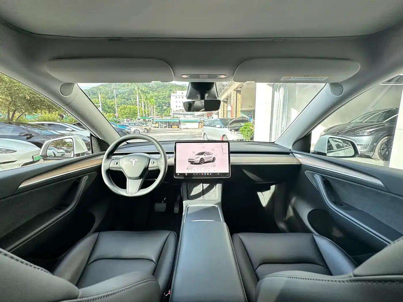 Model Y 2022 Facelift Rear-Wheel Drive Version — миниатюра 7
