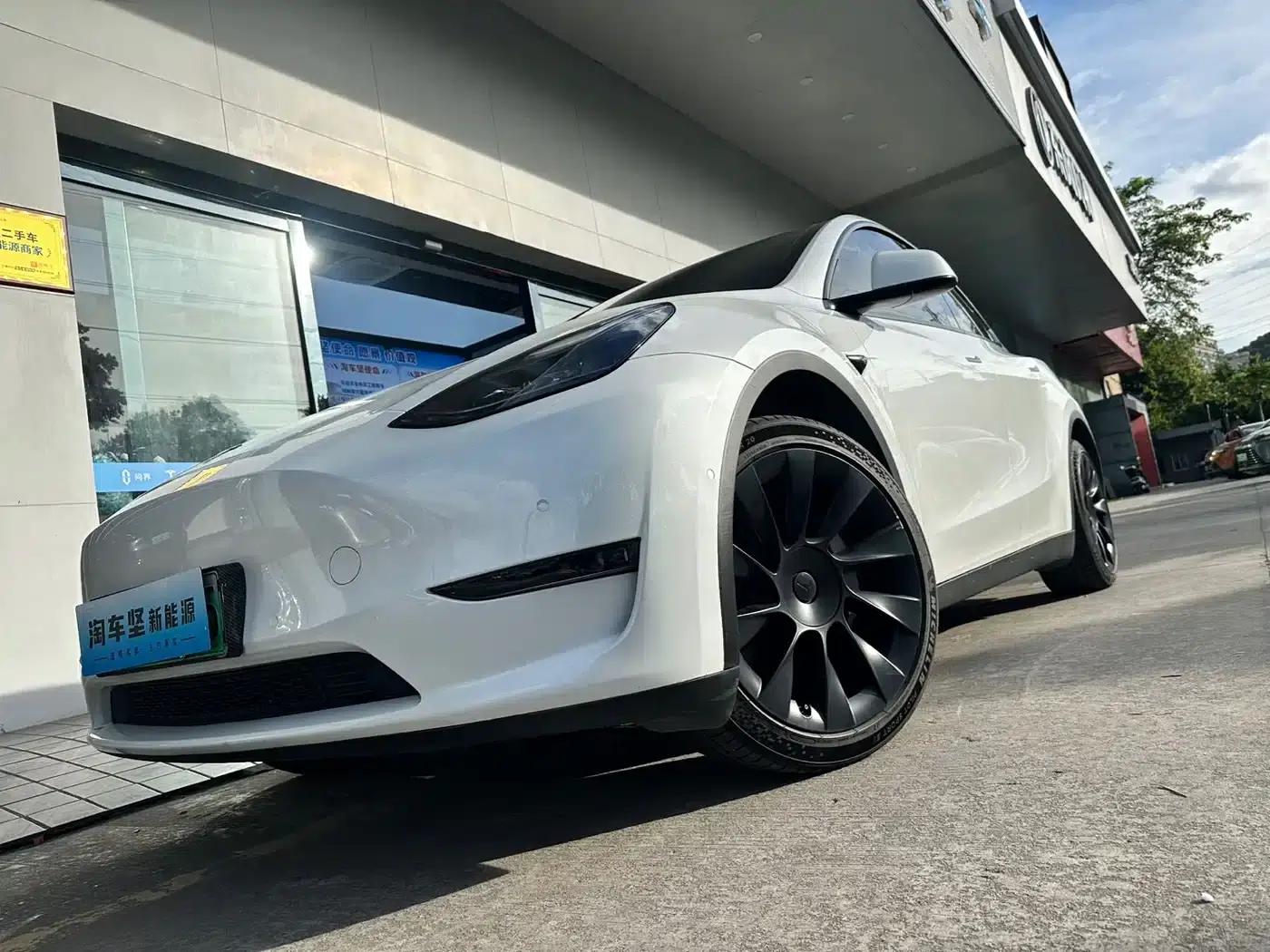 Model Y 2022 Facelift Rear-Wheel Drive Version — миниатюра 9