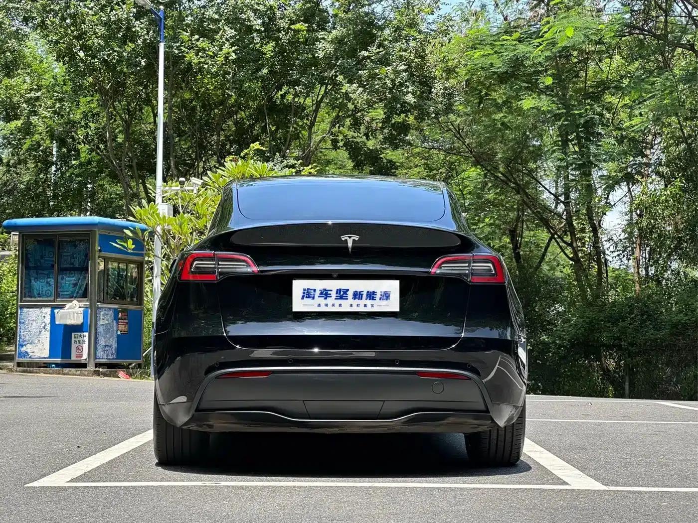 Model Y 2023 Rear-Wheel Drive — миниатюра 8