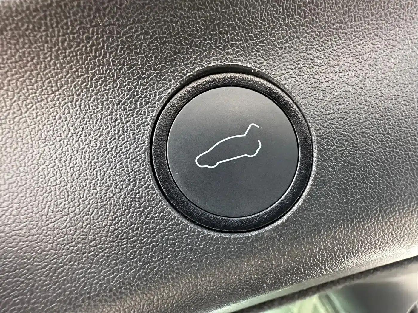 Model Y 2022 Facelift Rear-Wheel Drive Version — миниатюра 19