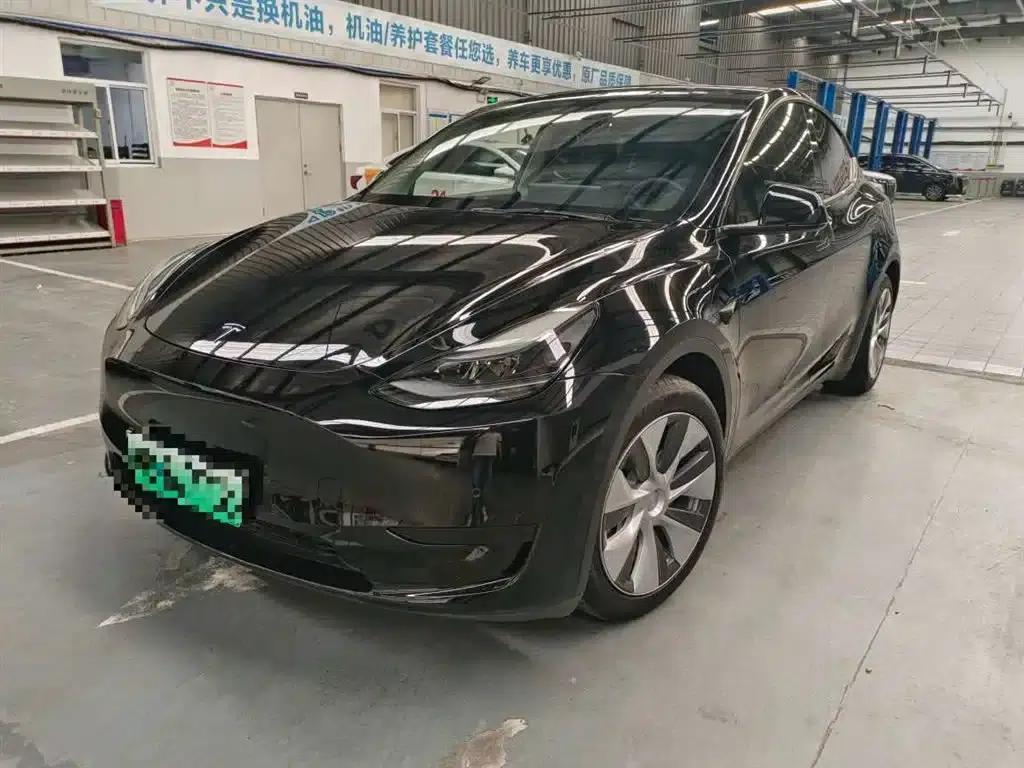 Model Y 2022 Rear-Wheel Drive — миниатюра 1