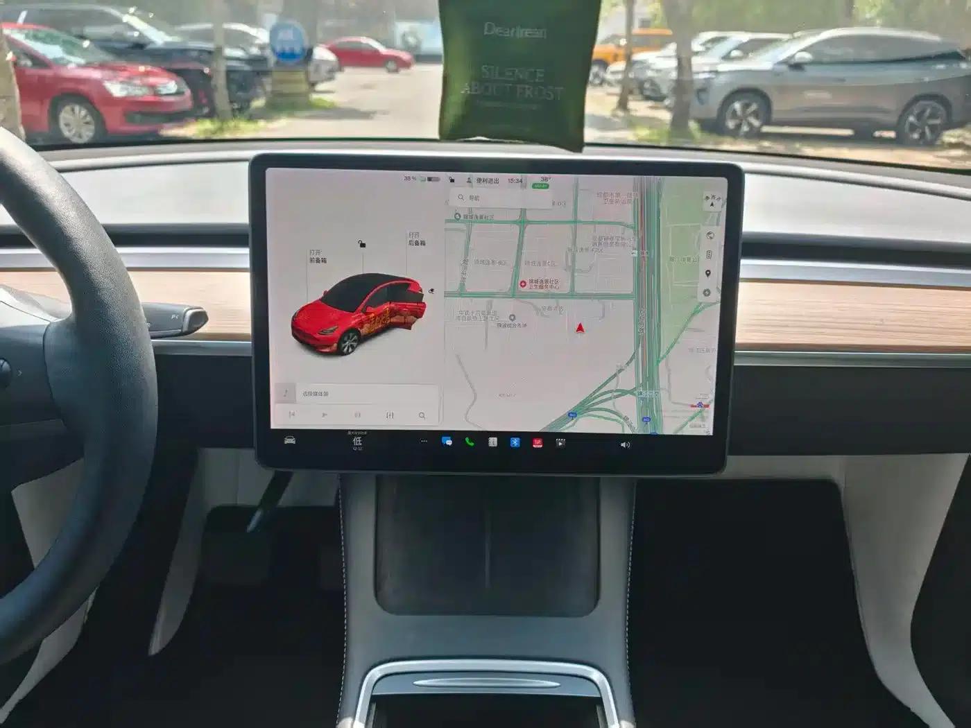 Model Y 2021 Long Range All-Wheel Drive — миниатюра 12