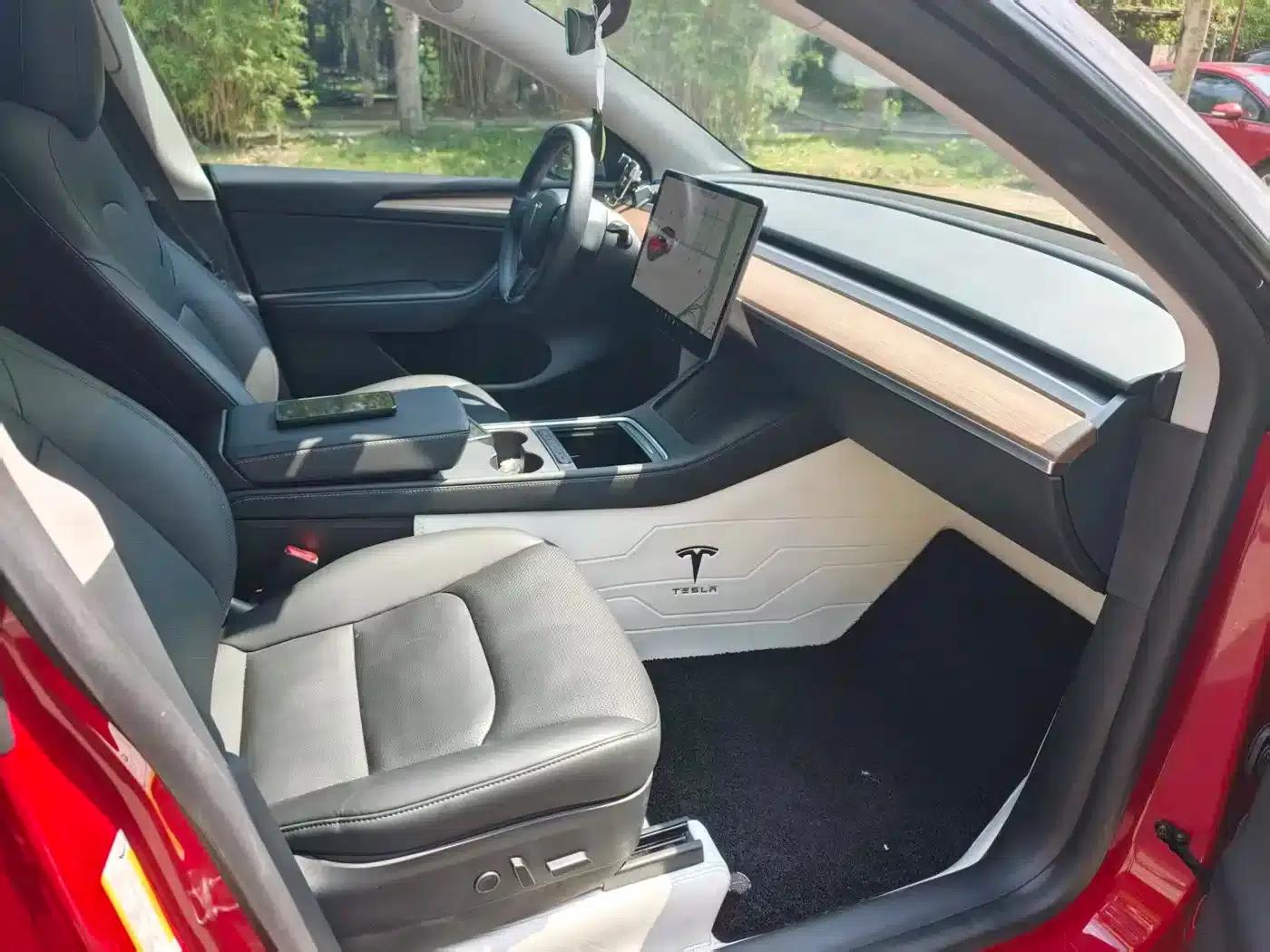 Model Y 2021 Long Range All-Wheel Drive — миниатюра 7