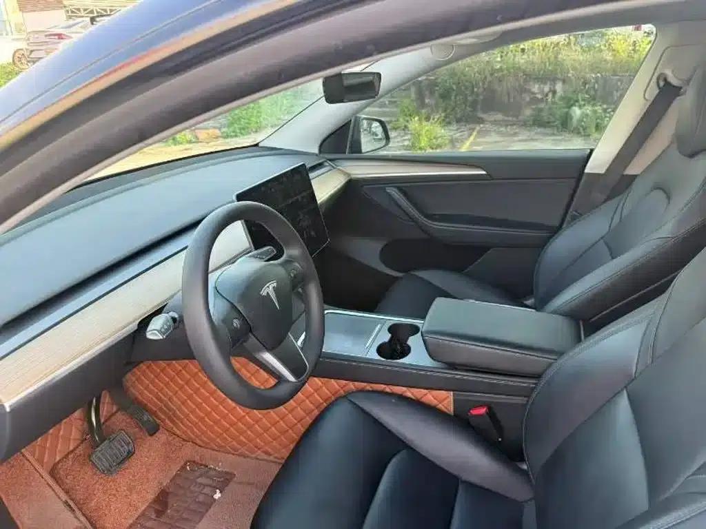 Model Y 2022 Rear-Wheel Drive — миниатюра 7