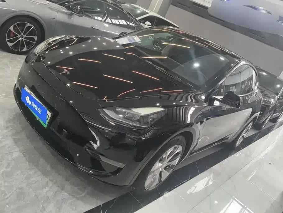Model Y 2021 Standard Range Rear-Wheel Drive — миниатюра 1