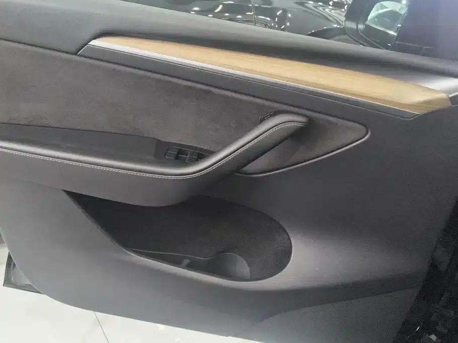 Model Y 2021 Standard Range Rear-Wheel Drive — миниатюра 7