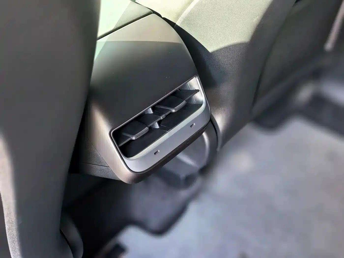 Model Y 2021 Long Range All-Wheel Drive 3D7 — миниатюра 23