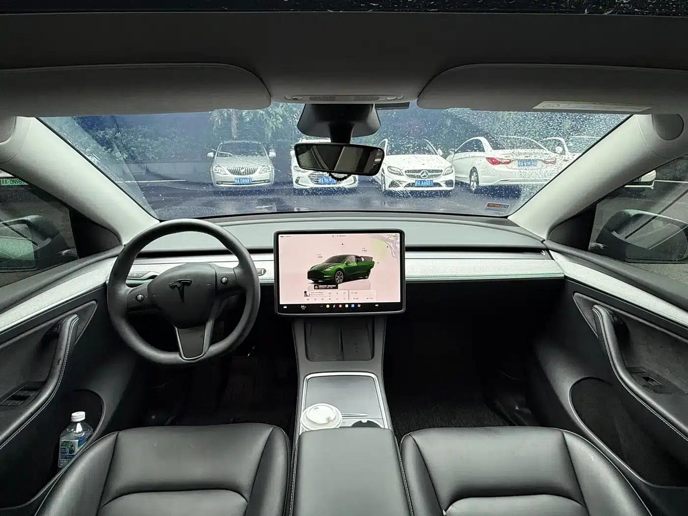 Model Y 2024 Rear-Wheel Drive — миниатюра 6