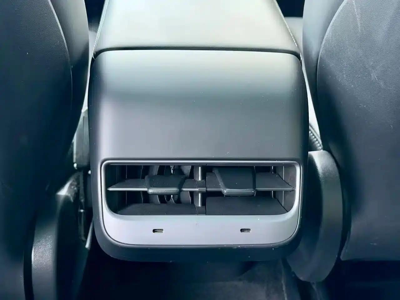 Model Y 2021 Standard Range Rear-Wheel Drive — миниатюра 18