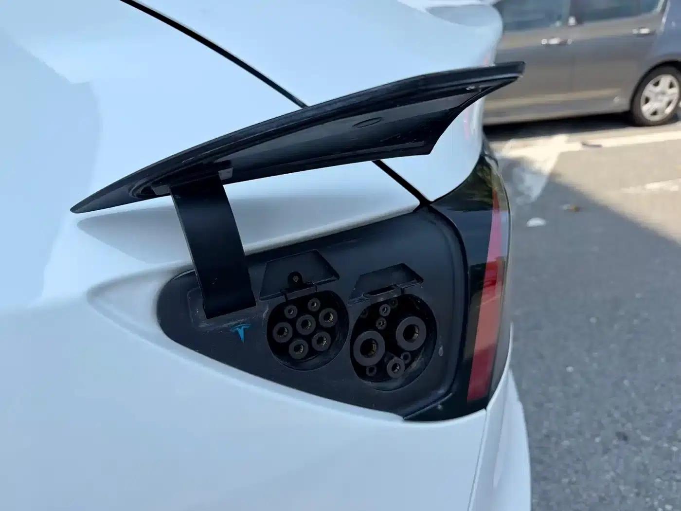 Model Y 2021 Standard Range Rear-Wheel Drive — миниатюра 20