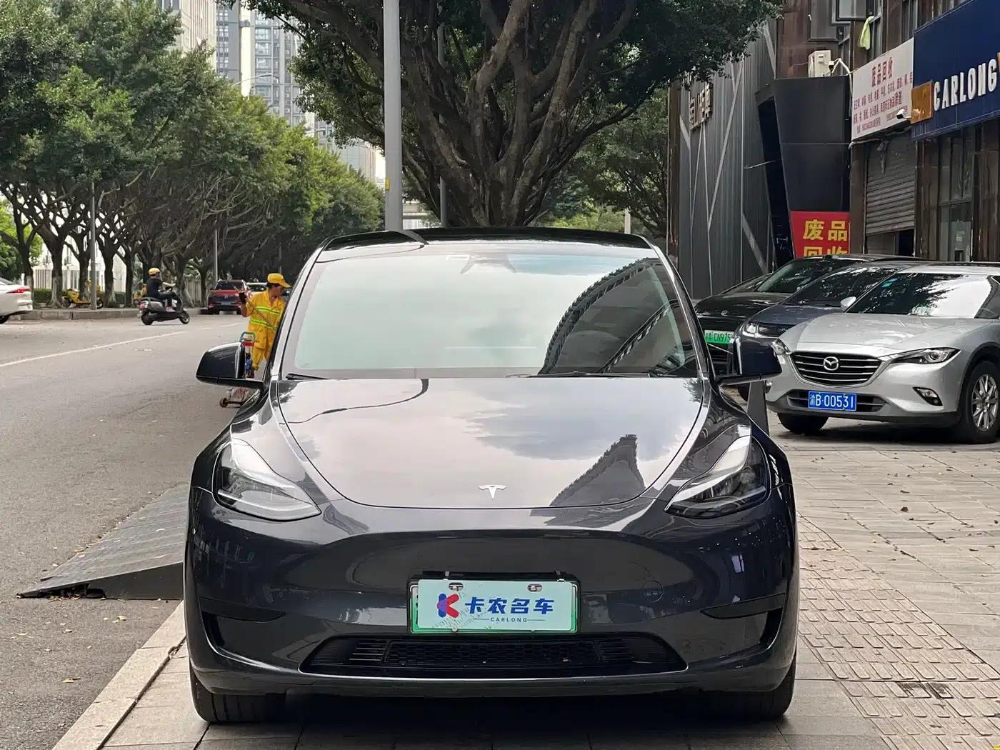 Model Y 2024 Rear-Wheel Drive — миниатюра 2