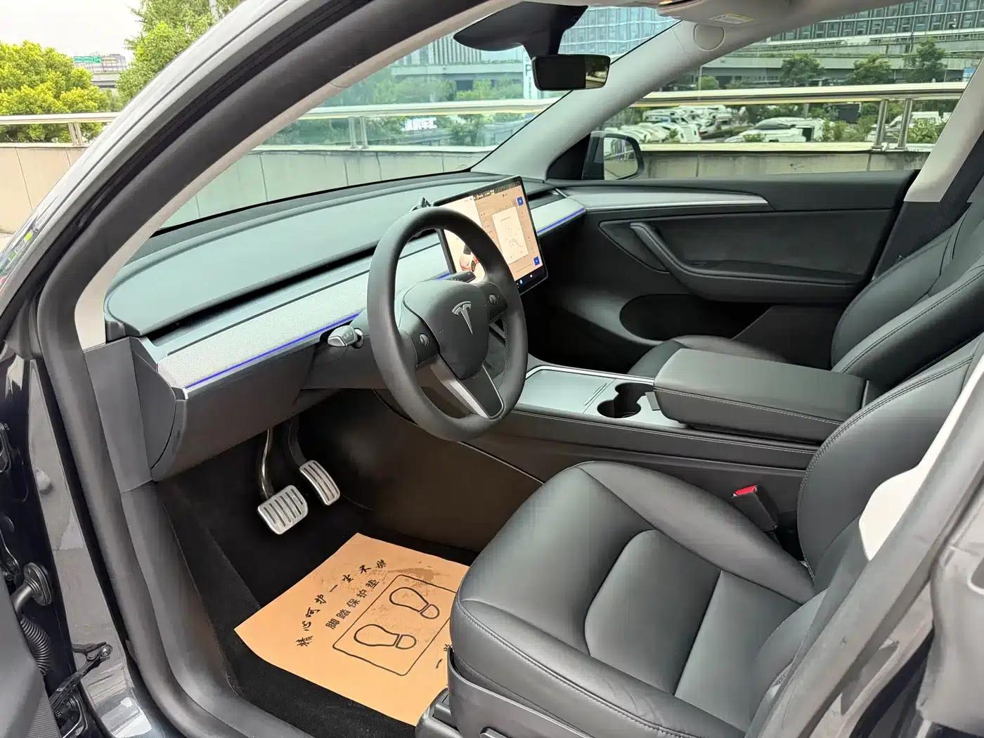 Model Y 2024 Rear-Wheel Drive — миниатюра 3