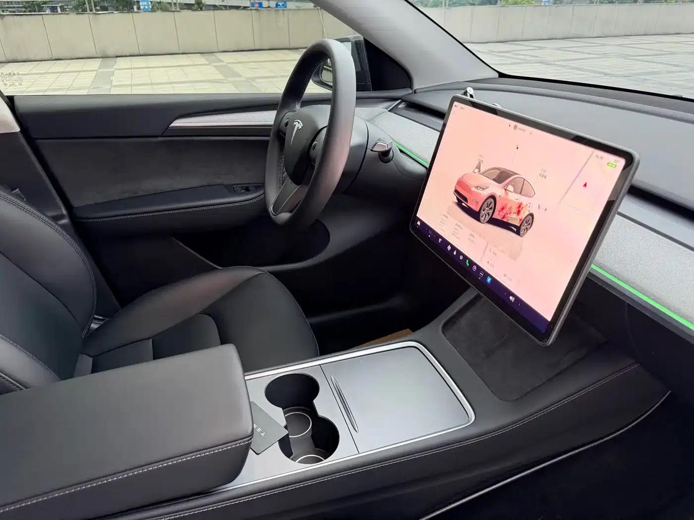 Model Y 2024 Rear-Wheel Drive — миниатюра 6